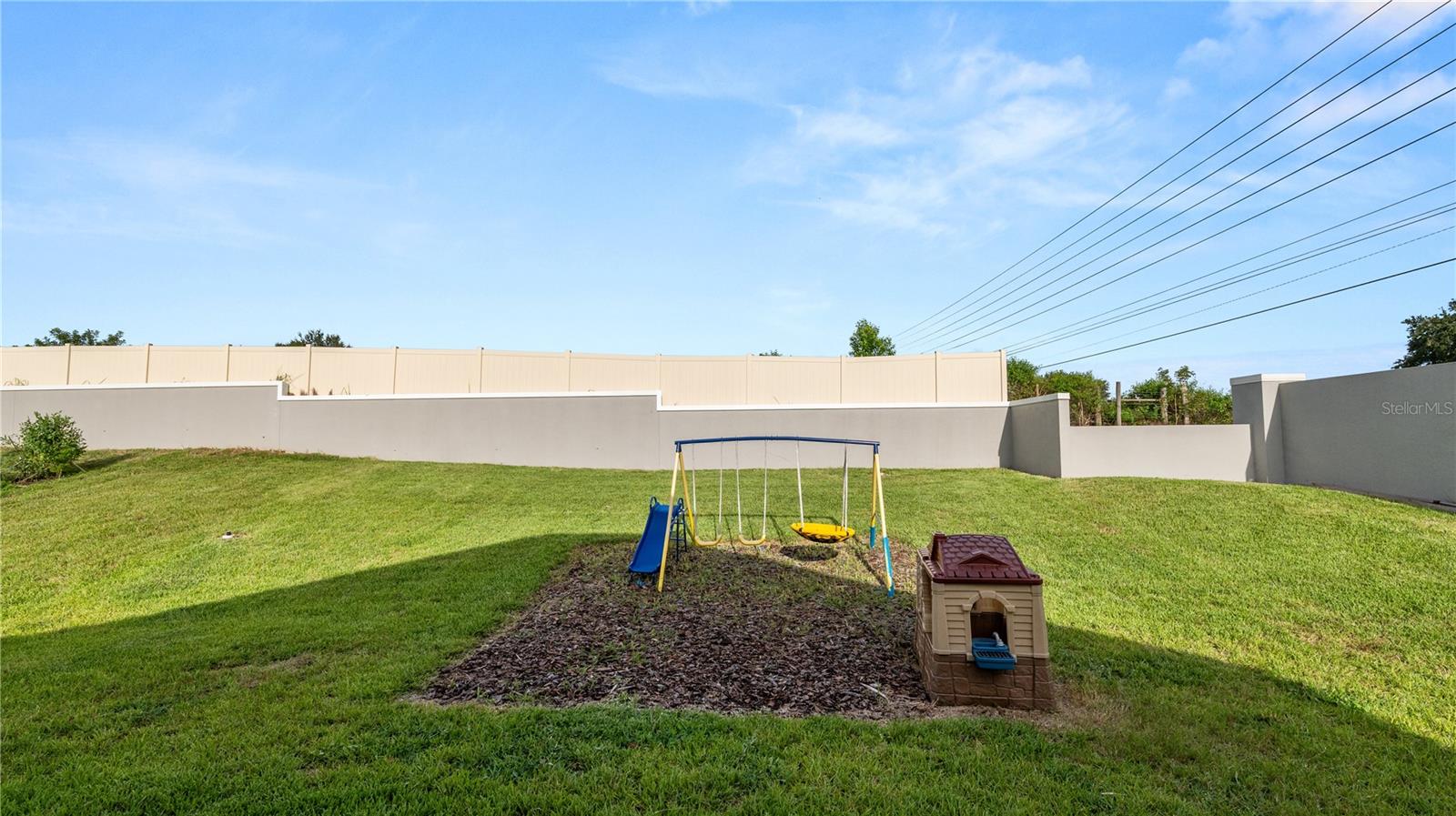 EAGLE POINTE/LAKELAND - Residential