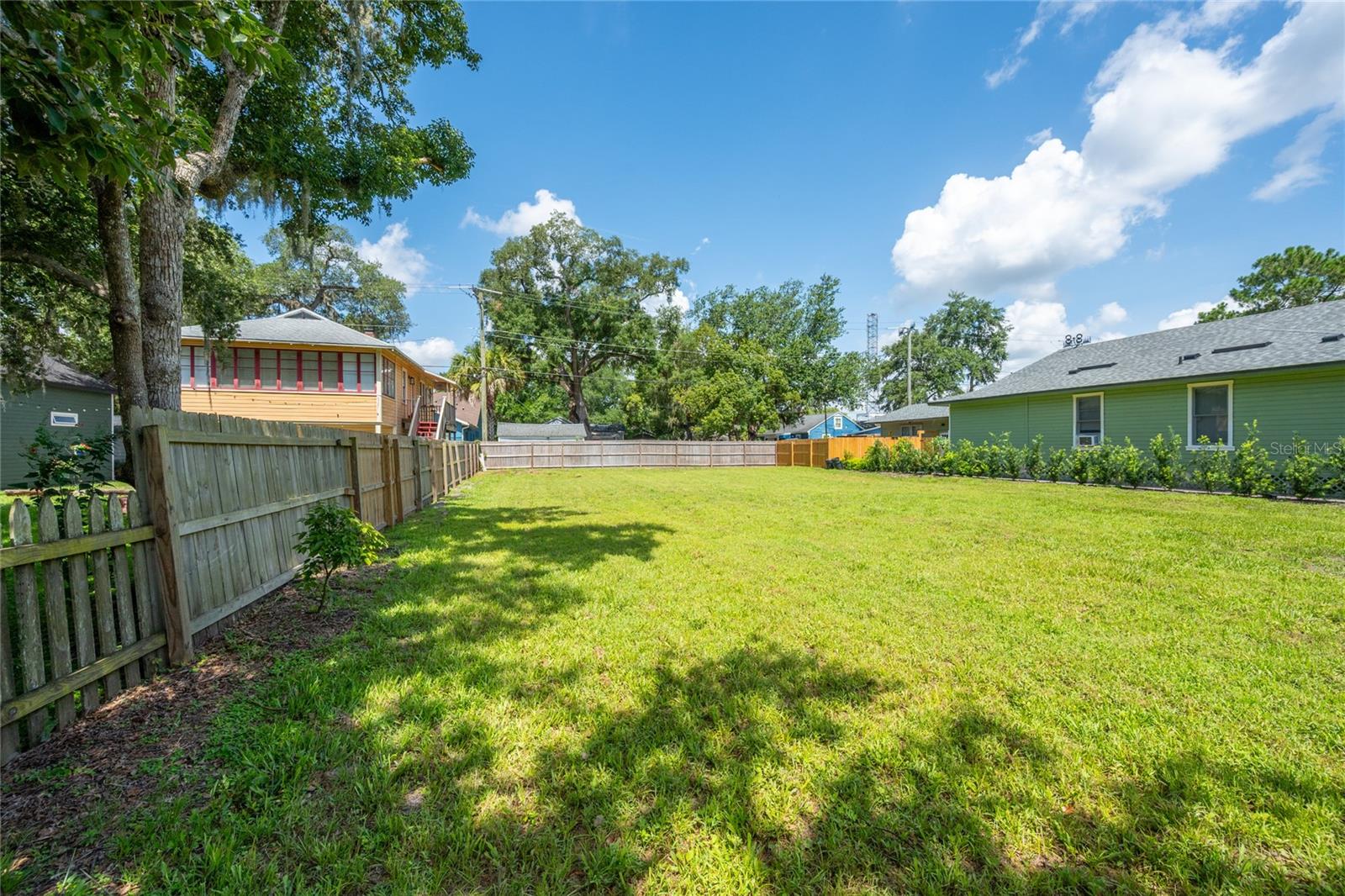 1010 ELM AVENUE