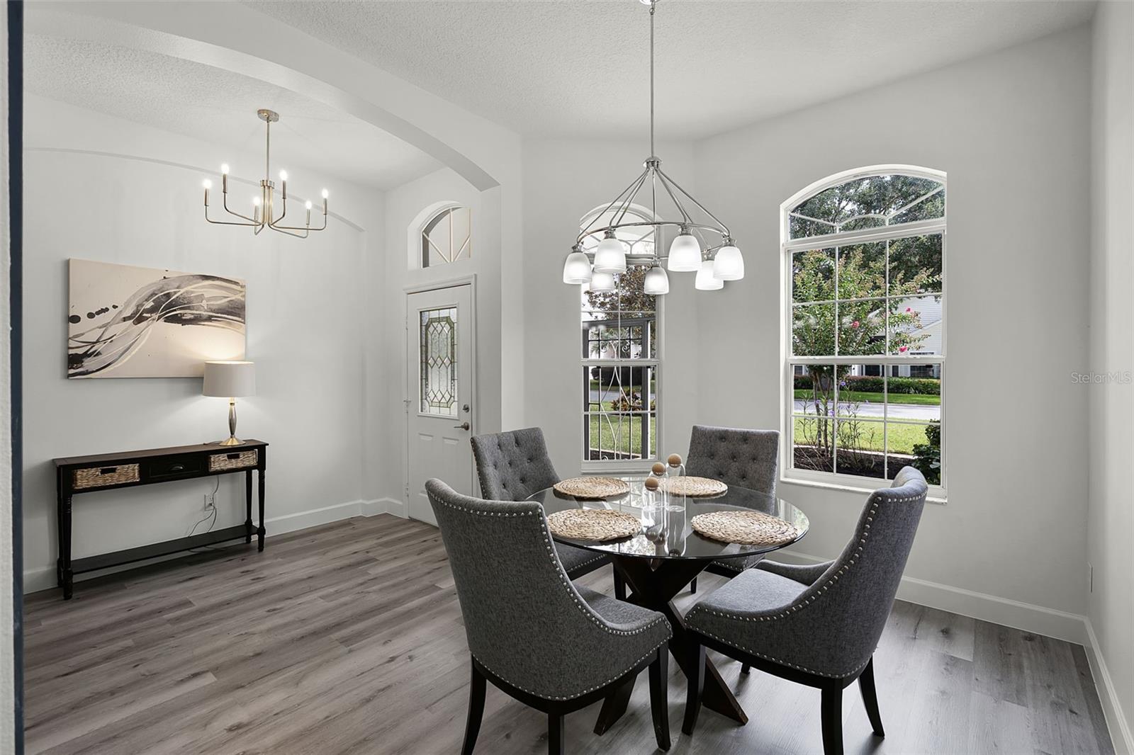 3814 MANOR OAKS COURT