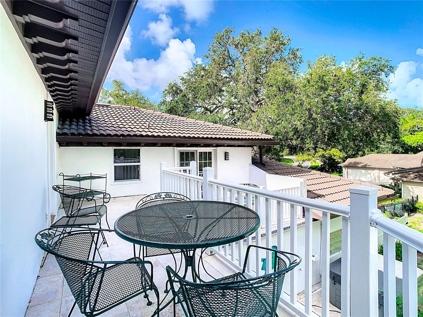 BELLEAIR ESTATES - Residential