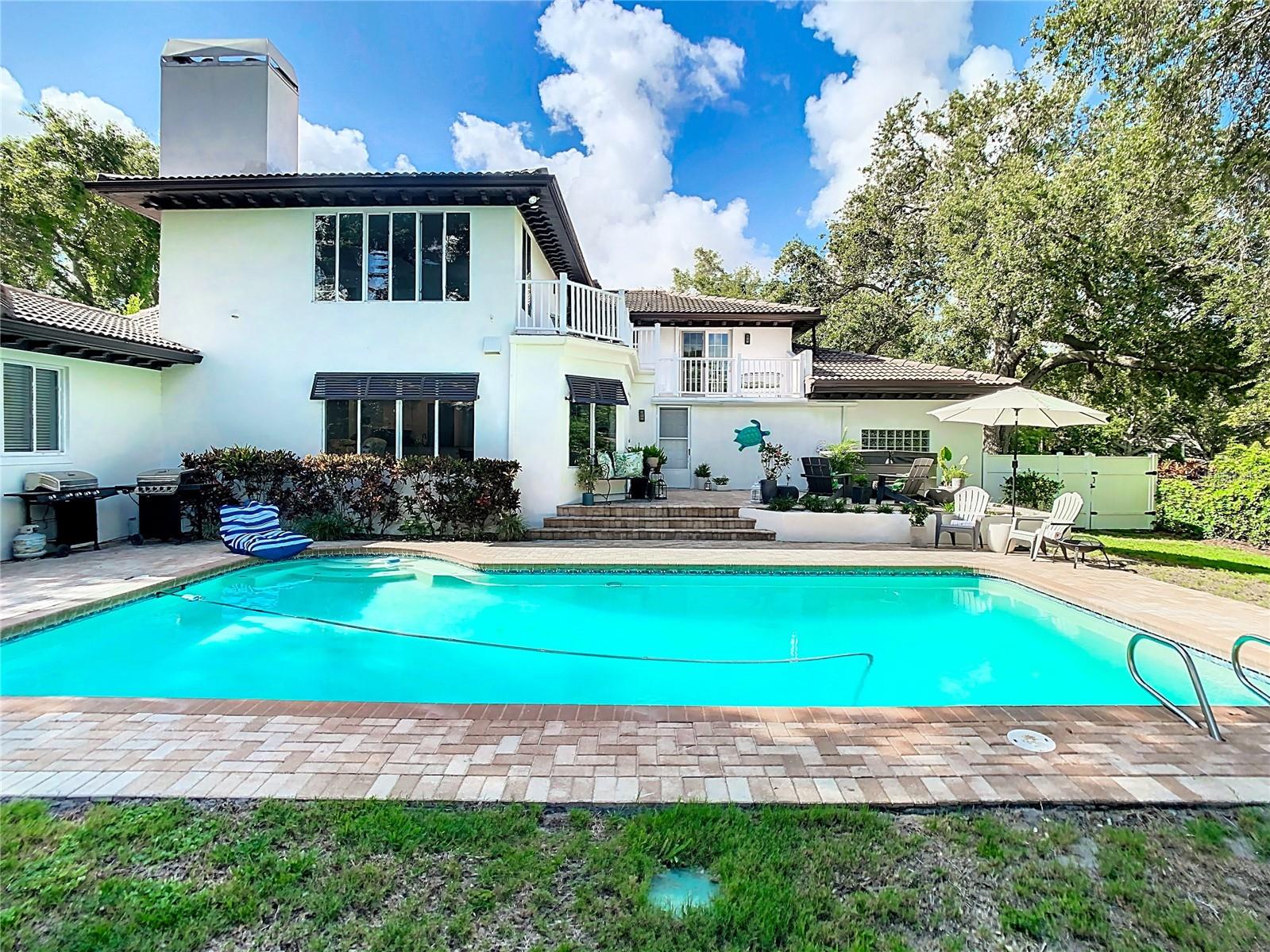 BELLEAIR ESTATES - Residential