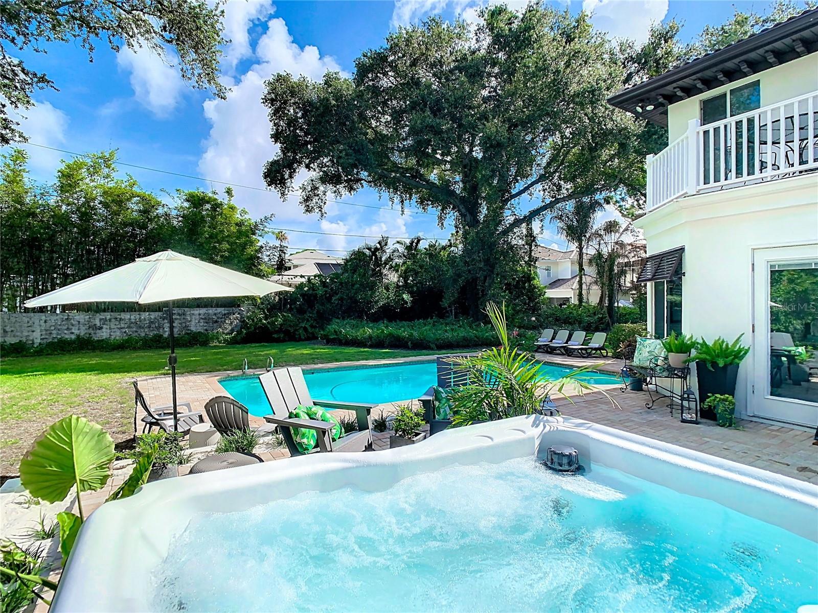 BELLEAIR ESTATES - Residential