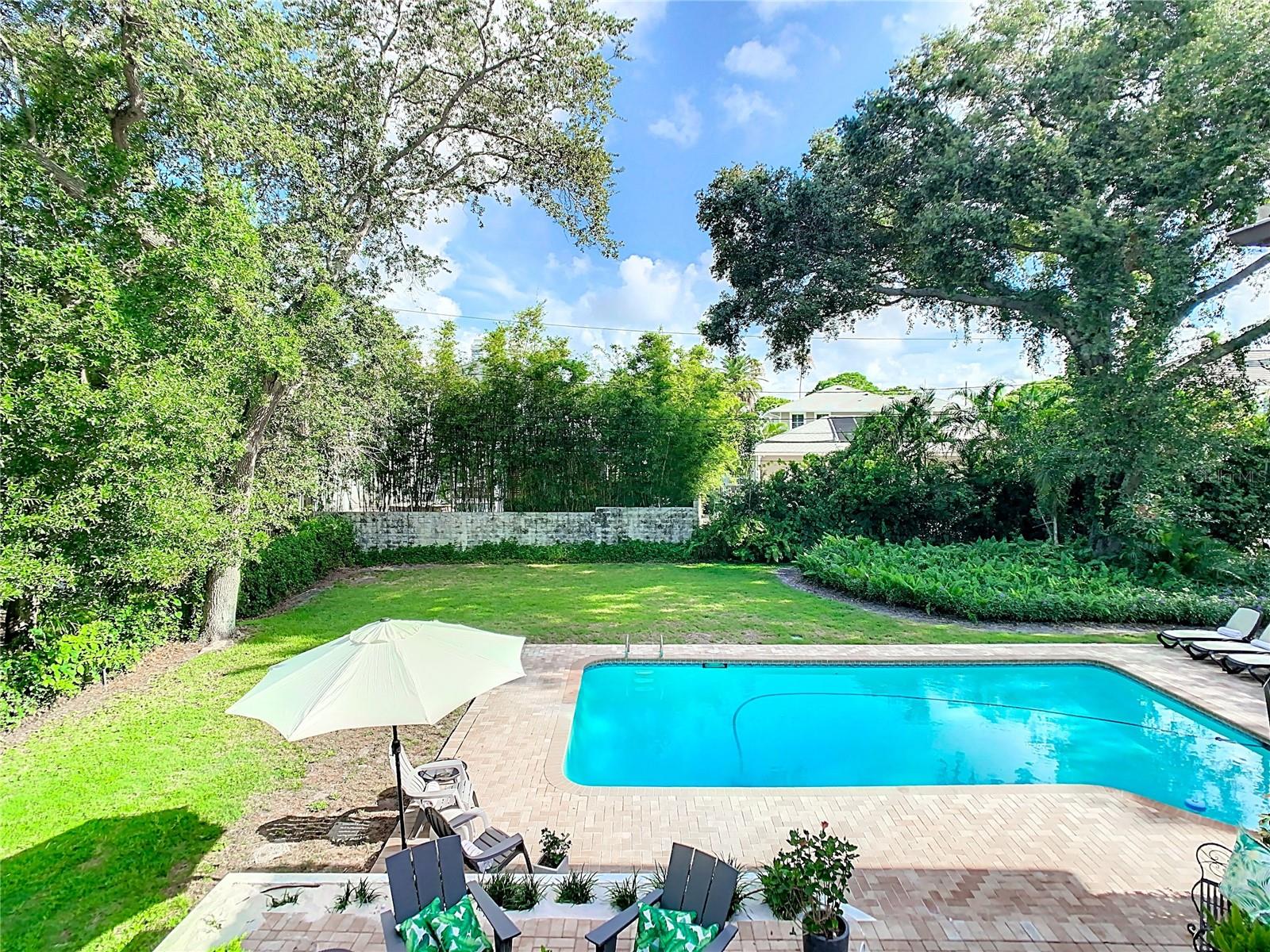 BELLEAIR ESTATES - Residential