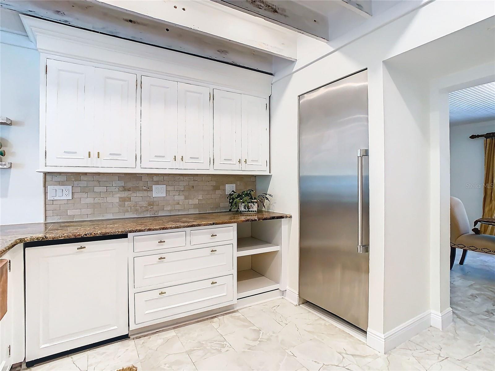 BELLEAIR ESTATES - Residential
