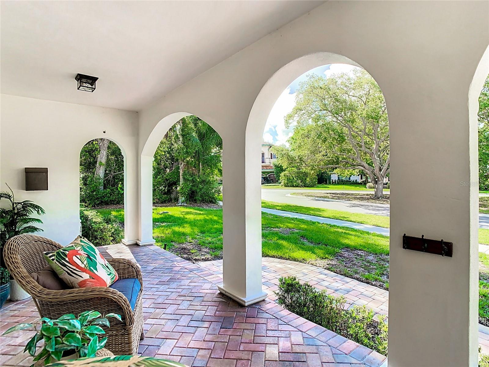 BELLEAIR ESTATES - Residential