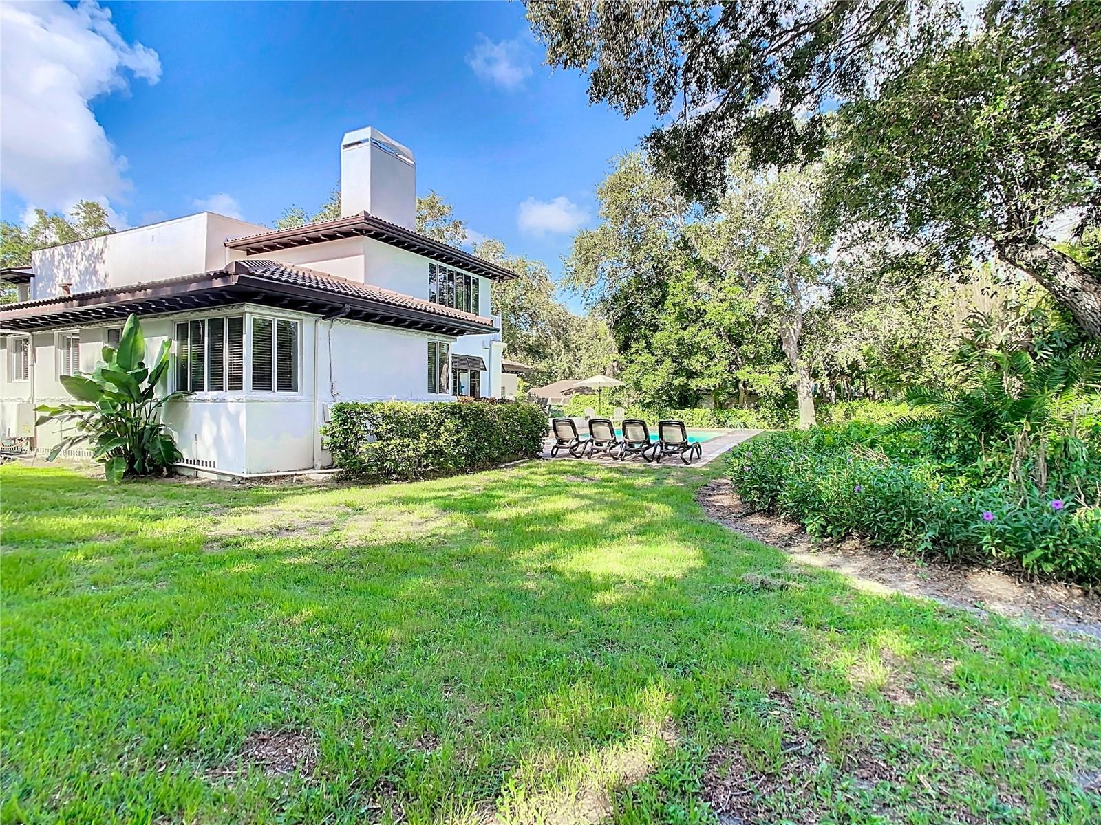 BELLEAIR ESTATES - Residential