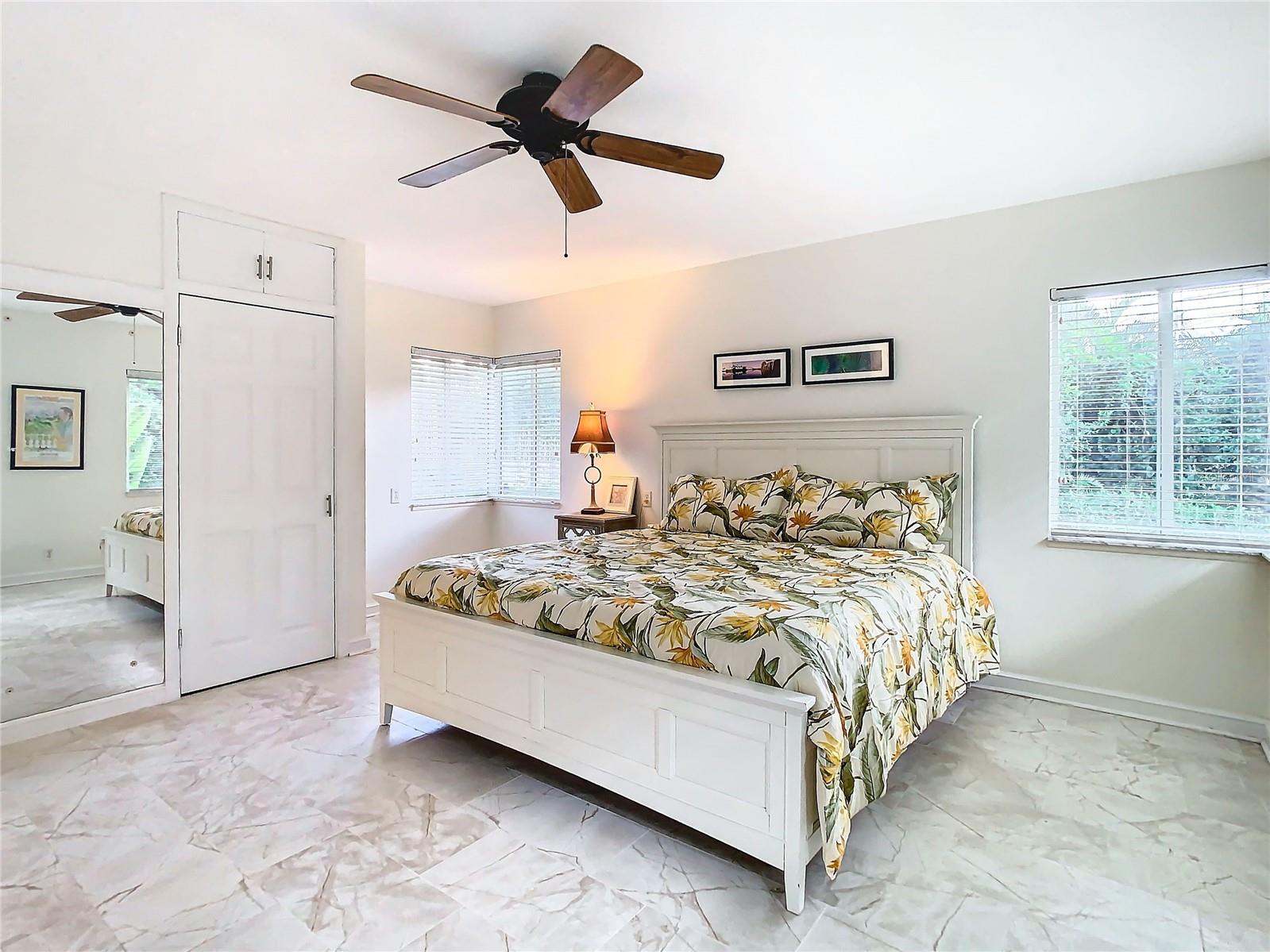 BELLEAIR ESTATES - Residential