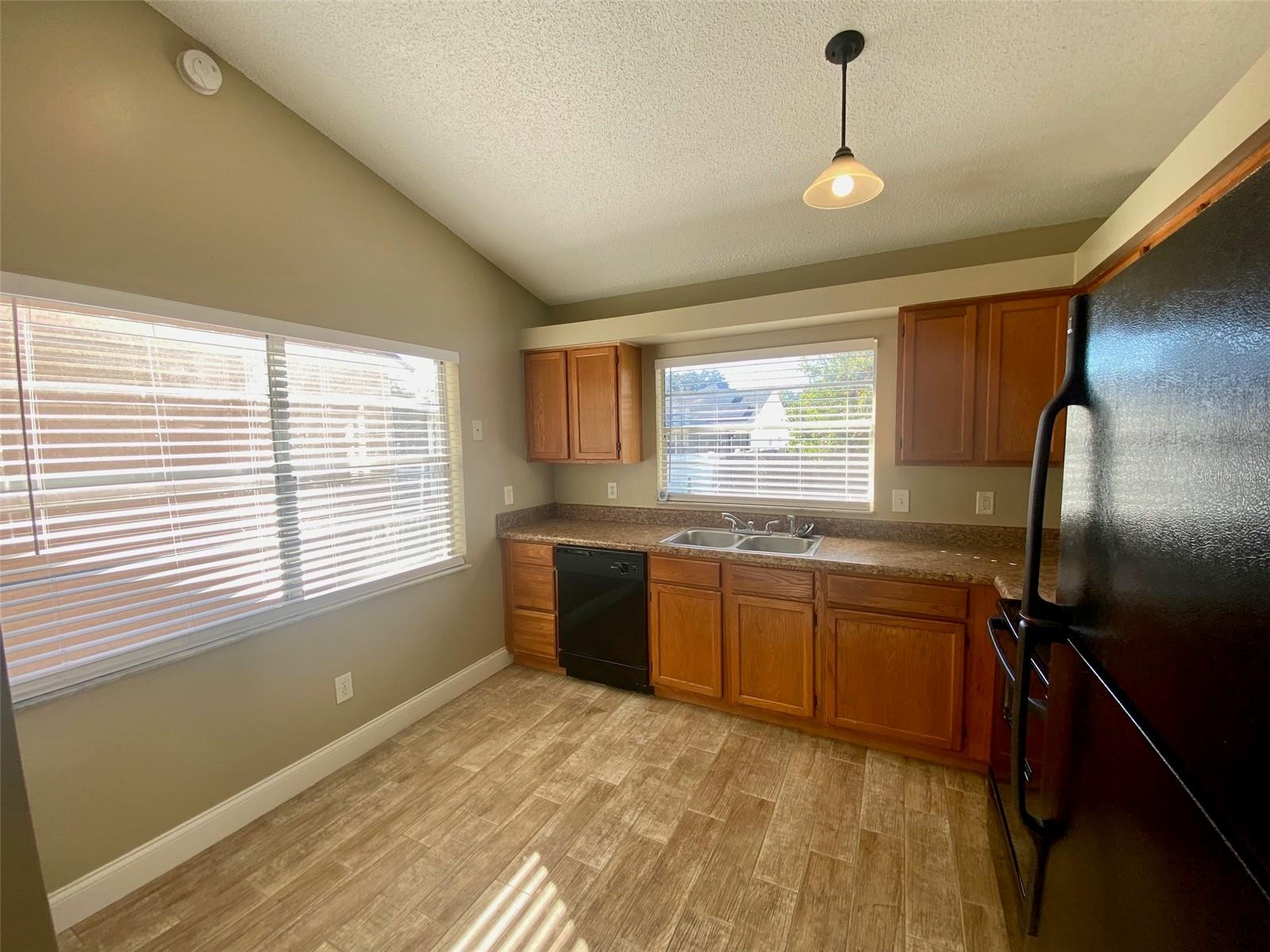 VOTAW VILLAGE PH 01 - Residential Lease