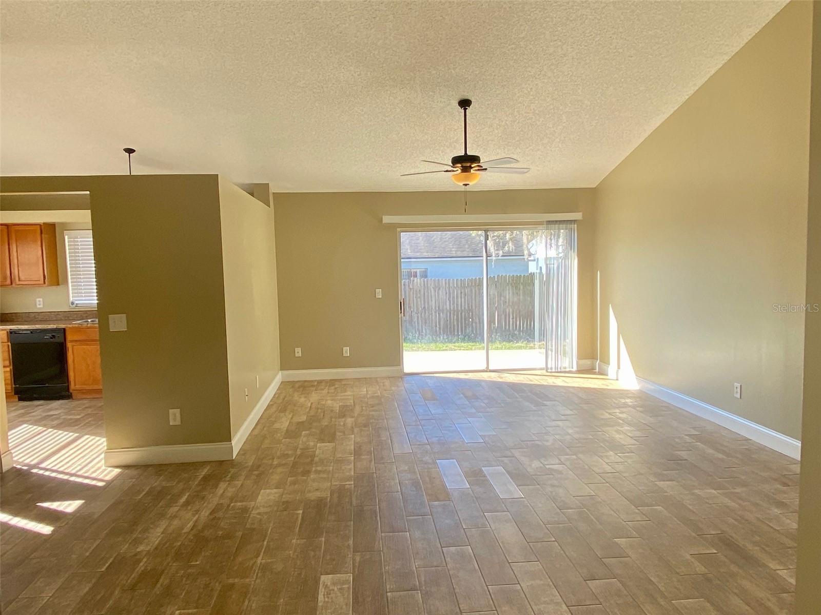 VOTAW VILLAGE PH 01 - Residential Lease