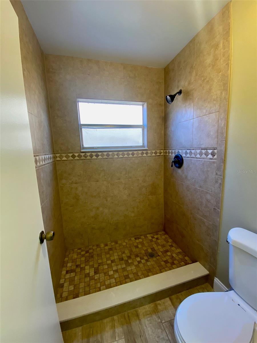 VOTAW VILLAGE PH 01 - Residential Lease