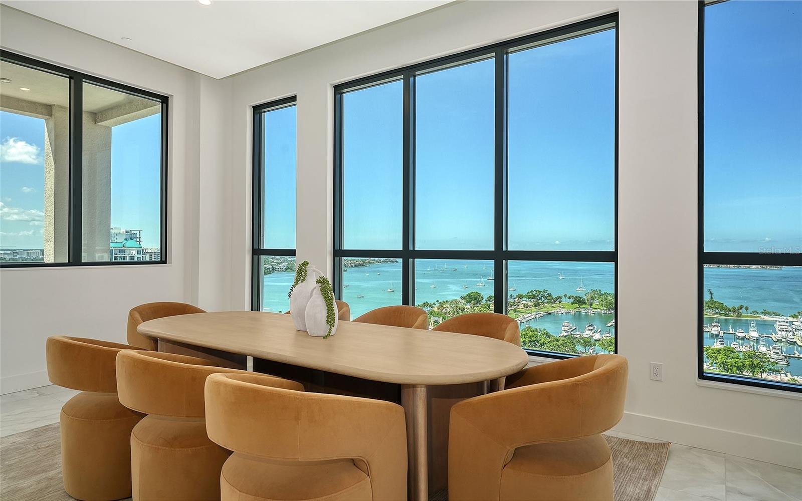 DEMARCAY - Residential