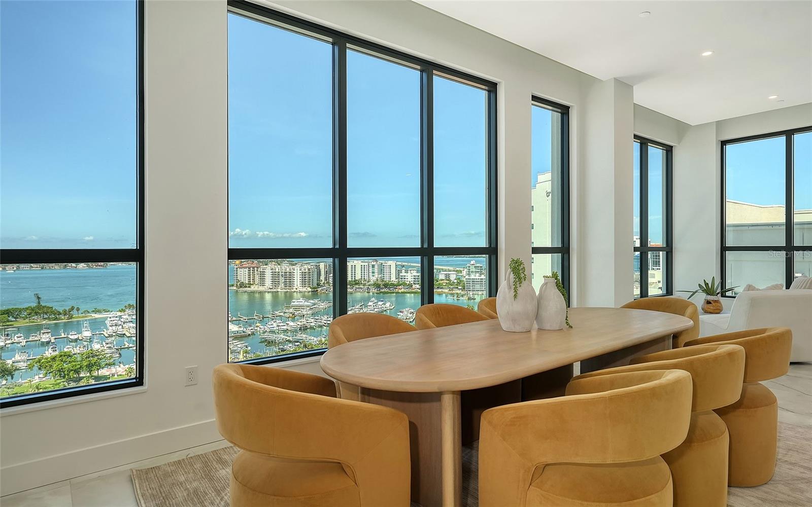 DEMARCAY - Residential