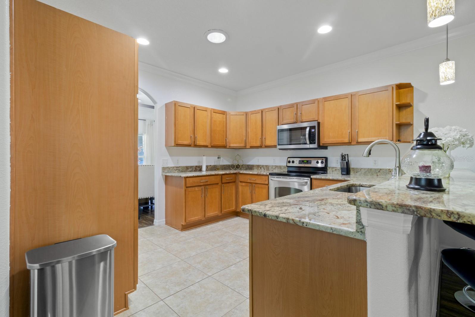CRYSTAL LAKE HEIGHTS - Residential