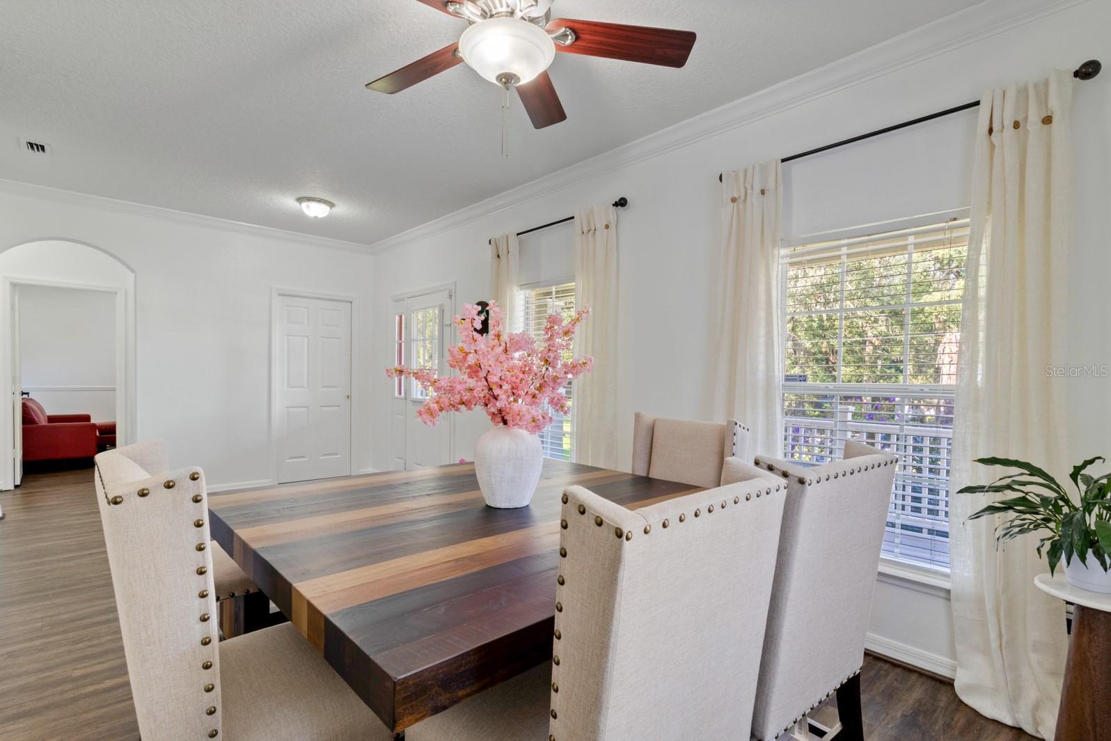 CRYSTAL LAKE HEIGHTS - Residential