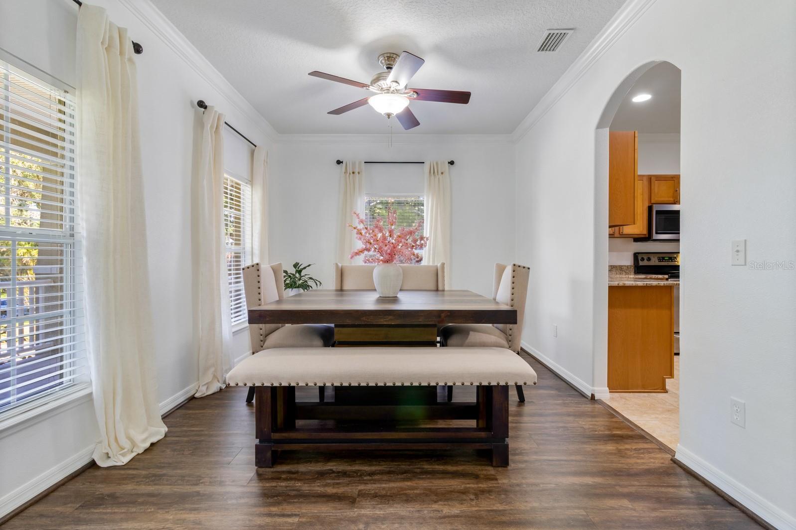CRYSTAL LAKE HEIGHTS - Residential