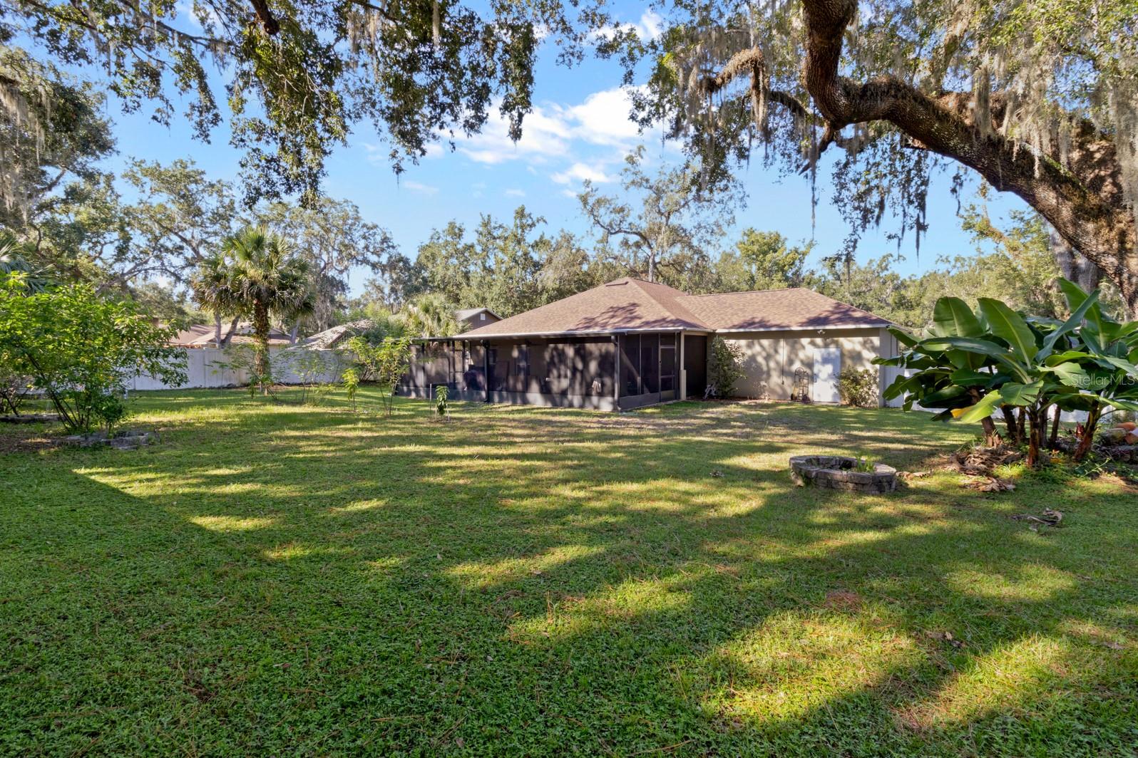 CRYSTAL LAKE HEIGHTS - Residential