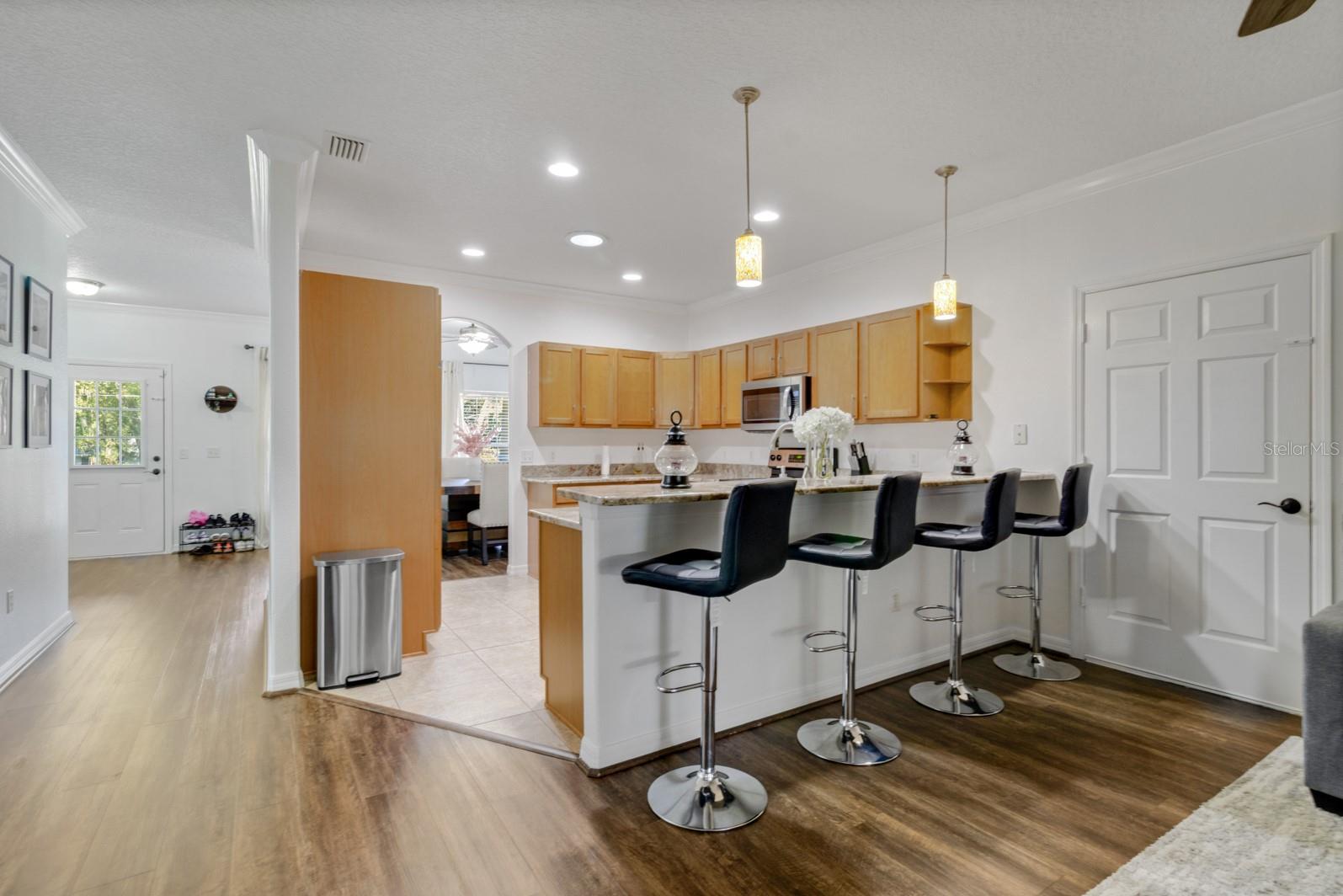 CRYSTAL LAKE HEIGHTS - Residential