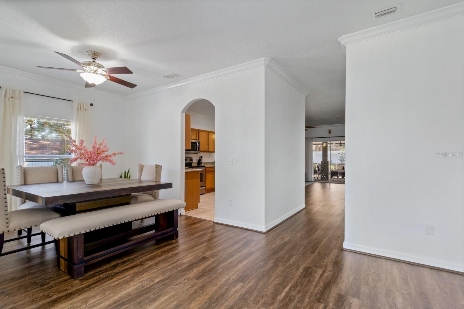 CRYSTAL LAKE HEIGHTS - Residential