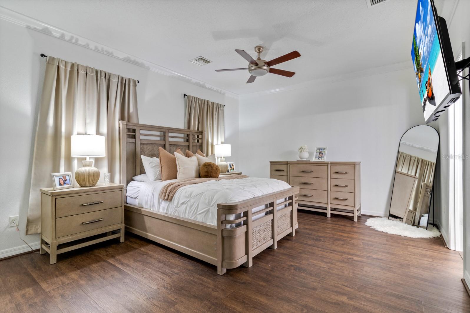 CRYSTAL LAKE HEIGHTS - Residential