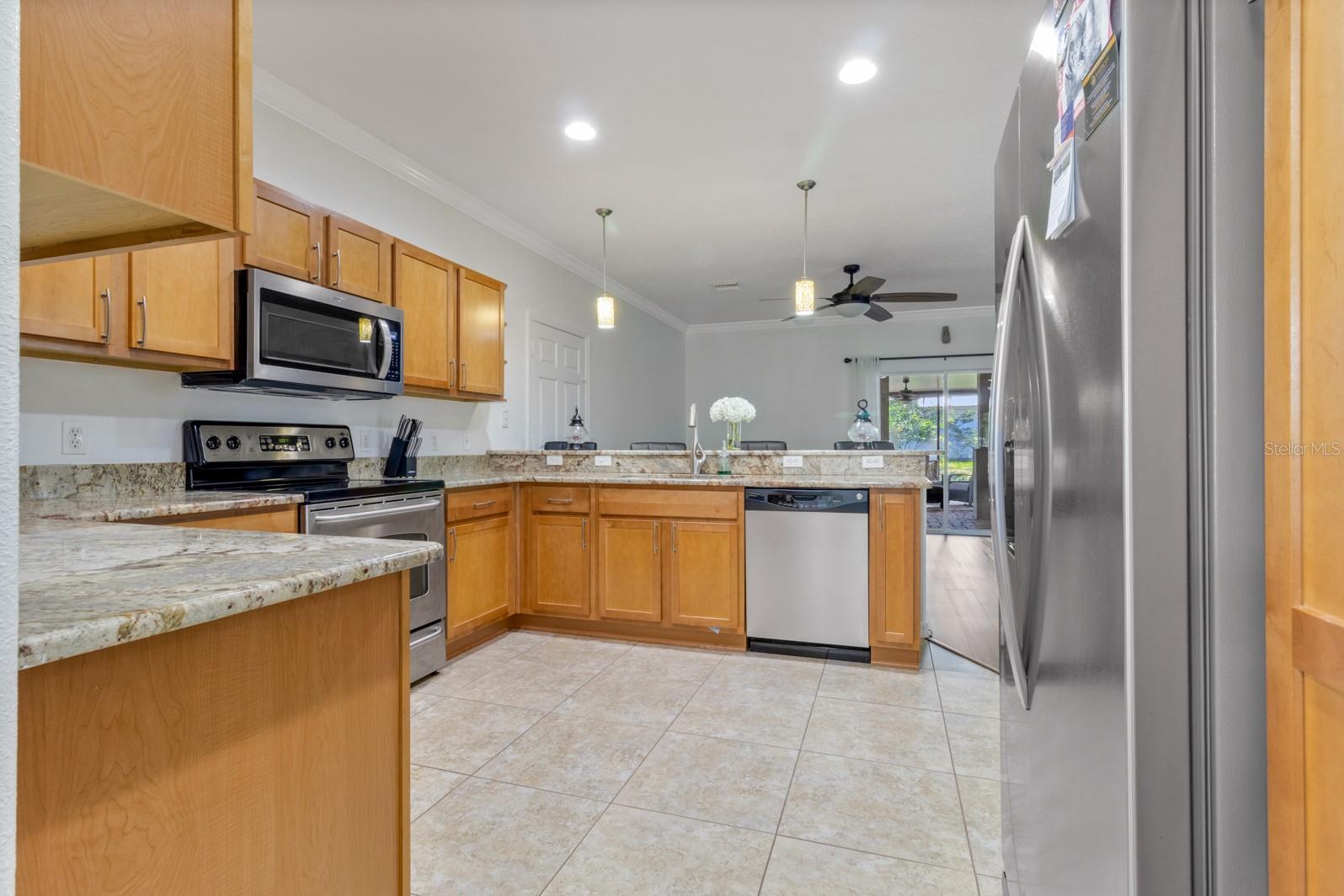 CRYSTAL LAKE HEIGHTS - Residential