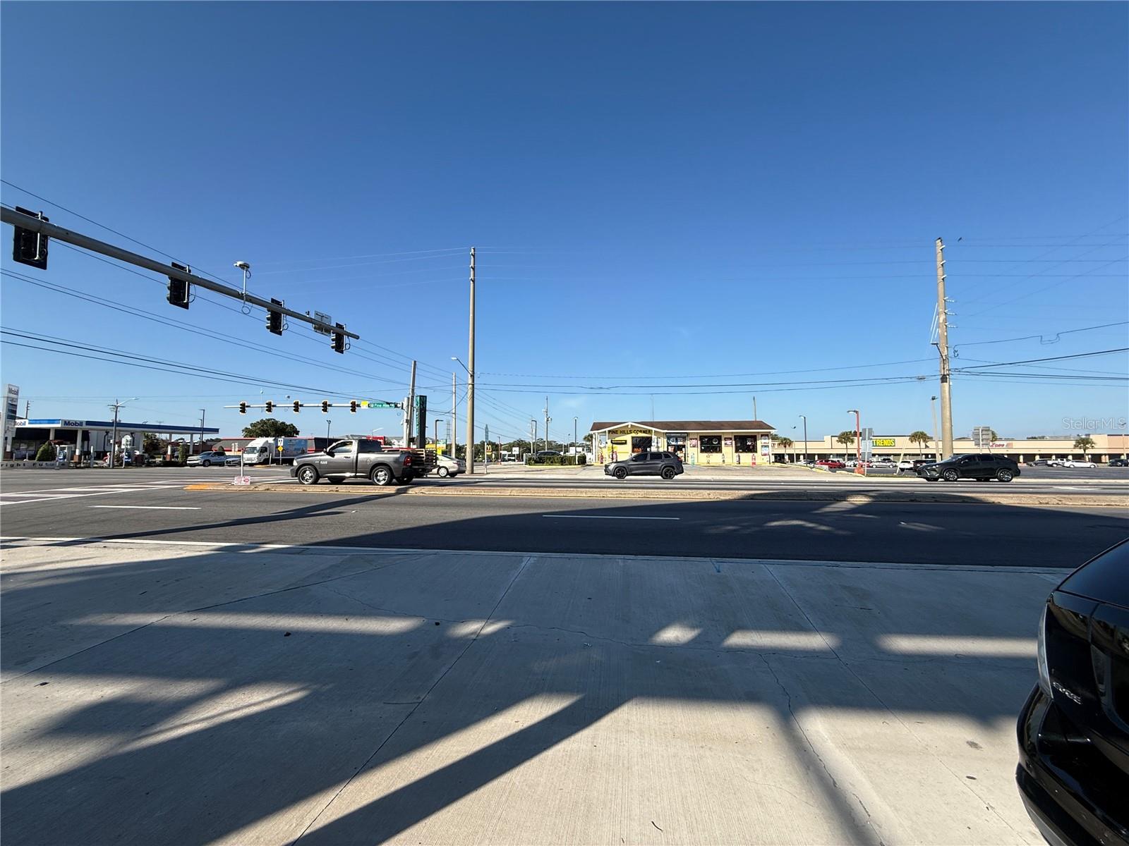 PINE HILLS MANOR - Commercial Lease