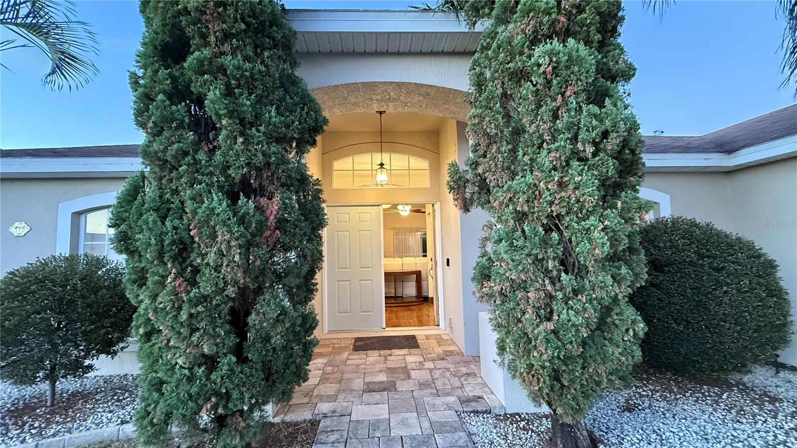 SAVANNA POINTE - Residential