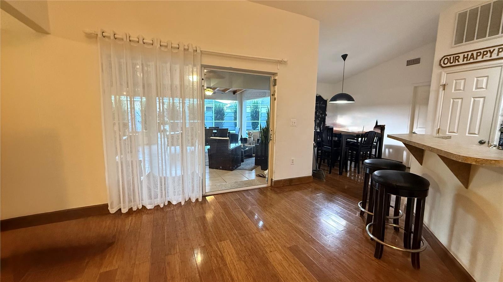 SAVANNA POINTE - Residential