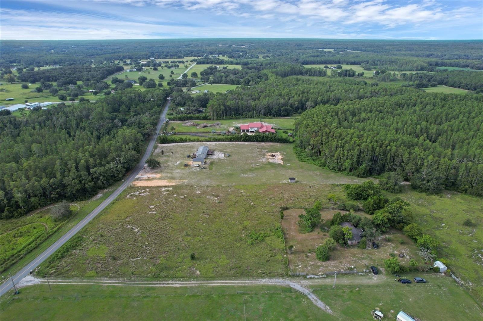 GROVELAND FARMS 21-23-24 - Residential