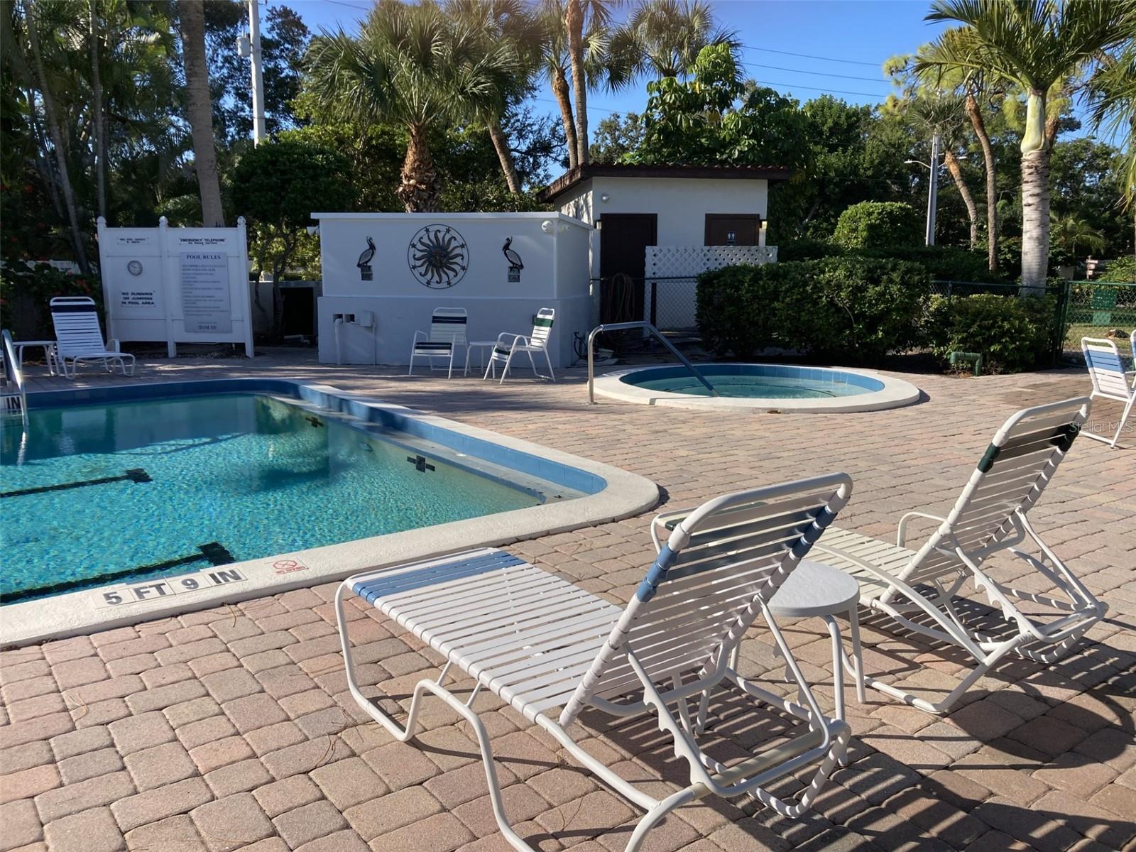 VALENCIA GARDEN - Residential
