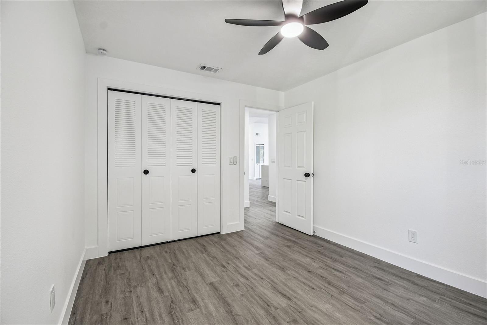 BAY PORT COLONY PH III UN 1 - Residential