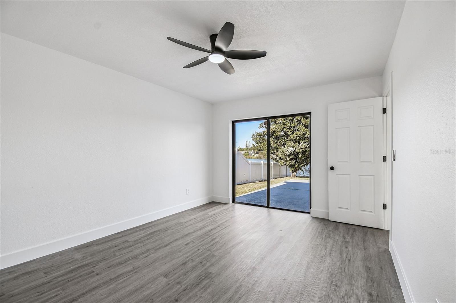 BAY PORT COLONY PH III UN 1 - Residential