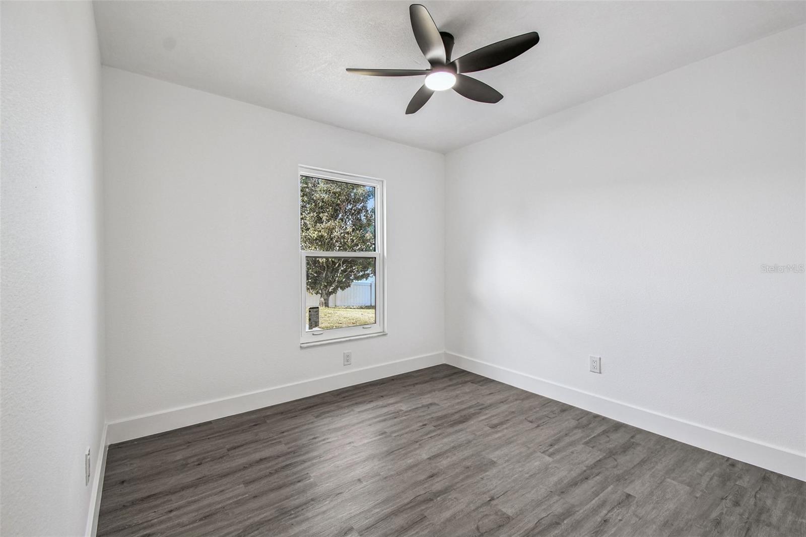 BAY PORT COLONY PH III UN 1 - Residential