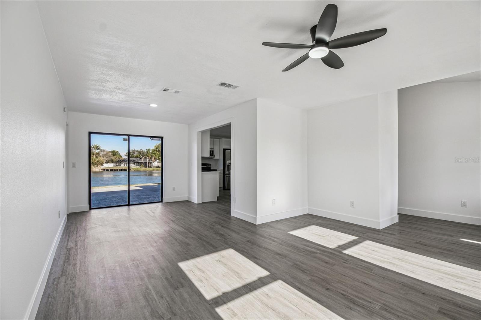 BAY PORT COLONY PH III UN 1 - Residential