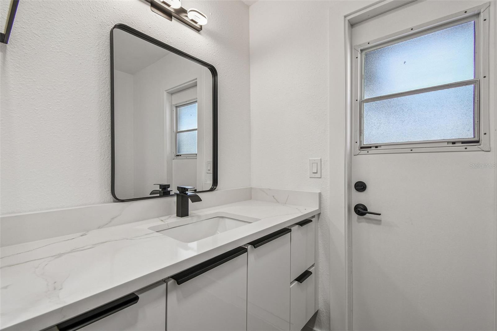 BAY PORT COLONY PH III UN 1 - Residential