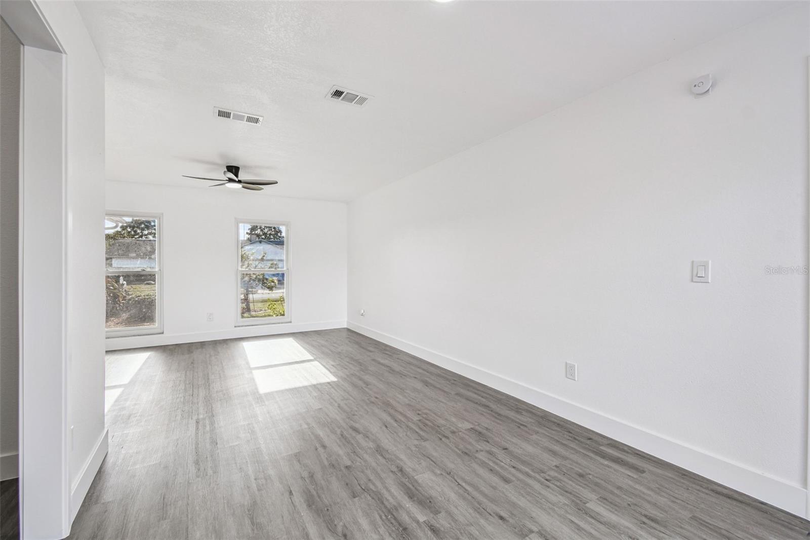 BAY PORT COLONY PH III UN 1 - Residential