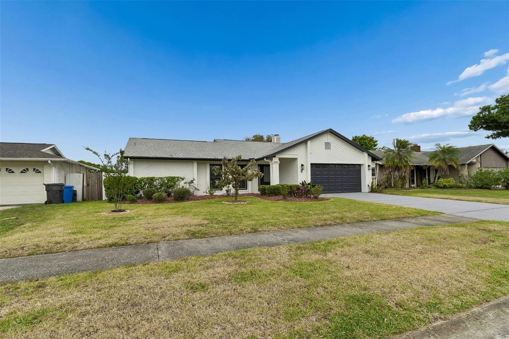Photo of 10609 Out Island Drive, Tampa, FL 33615 (MLS # TB8443379)