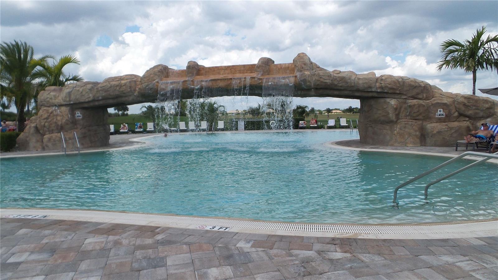 LAKEWOOD NATIONAL - Residential