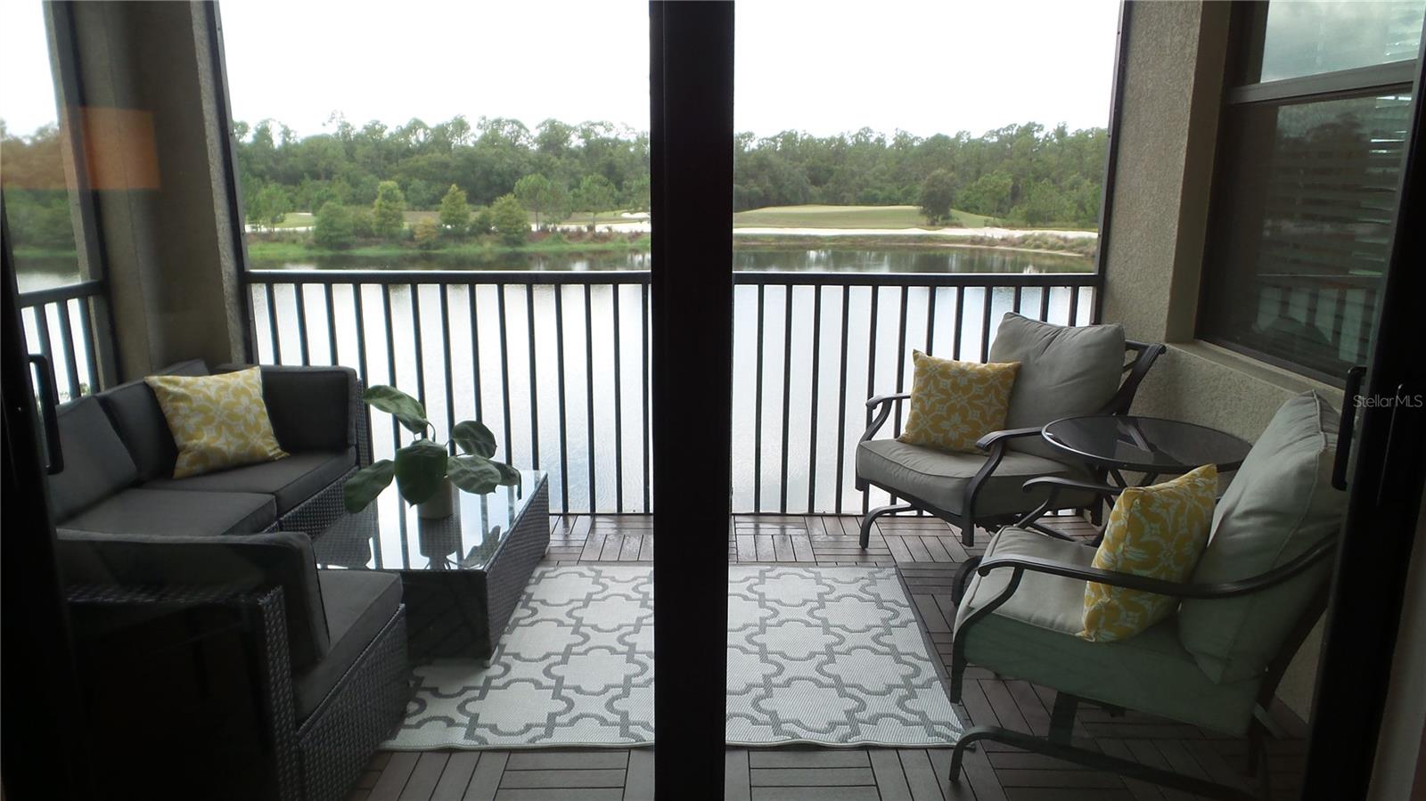 LAKEWOOD NATIONAL - Residential