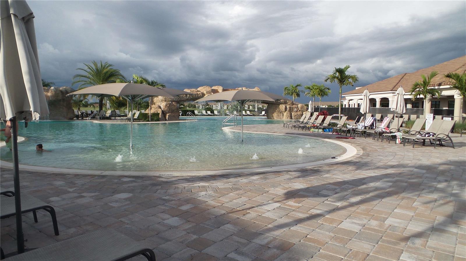 LAKEWOOD NATIONAL - Residential