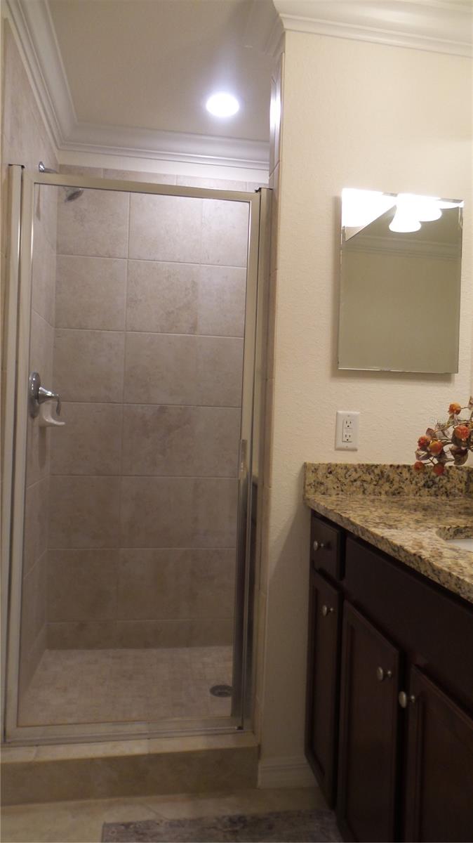 LAKEWOOD NATIONAL - Residential
