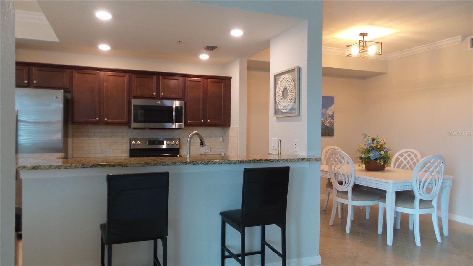 LAKEWOOD NATIONAL - Residential