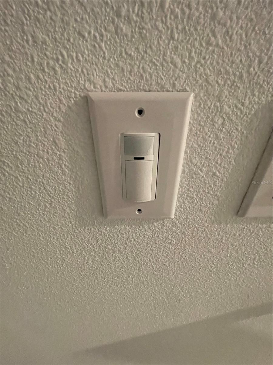 TOWNES/VERIDIAN    XX-XX-XX-XXXX-XXXXX-XXXX - Residential Lease