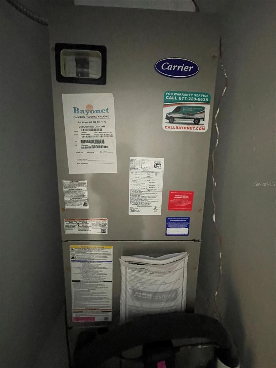 TOWNES/VERIDIAN    XX-XX-XX-XXXX-XXXXX-XXXX - Residential Lease