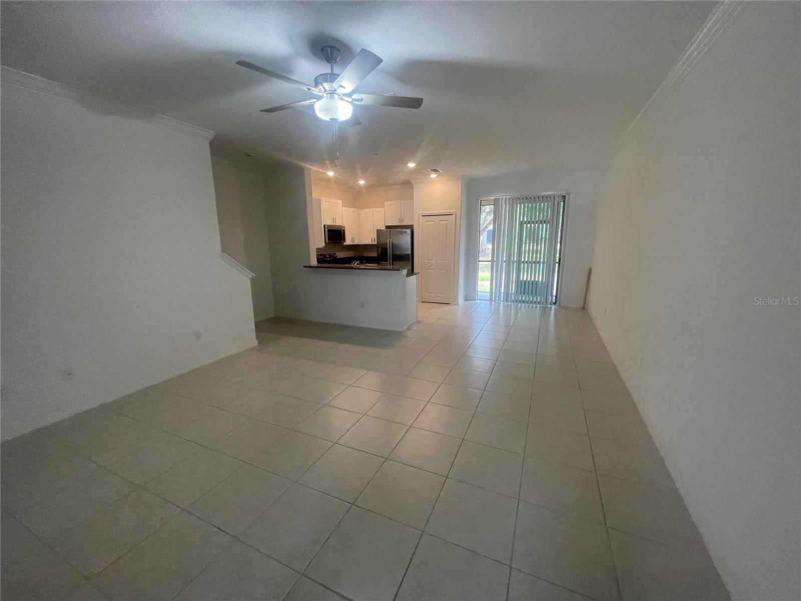 TOWNES/VERIDIAN    XX-XX-XX-XXXX-XXXXX-XXXX - Residential Lease