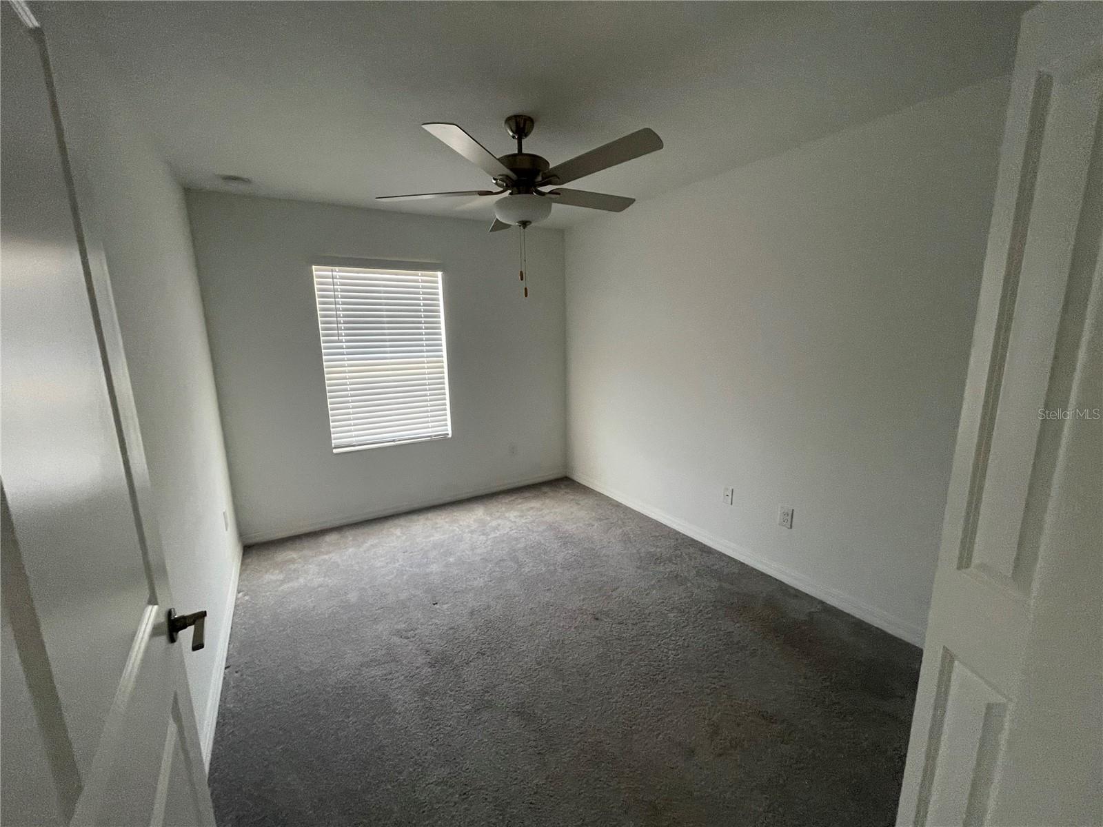 TOWNES/VERIDIAN    XX-XX-XX-XXXX-XXXXX-XXXX - Residential Lease