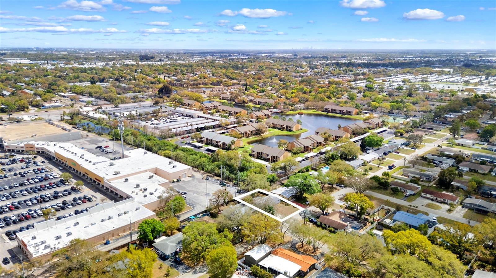 FLORAL GARDENS - Residential