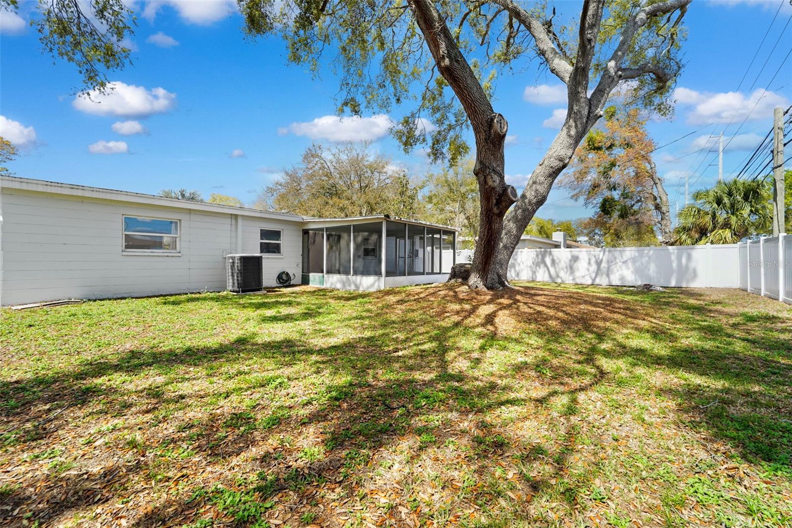 FLORAL GARDENS - Residential