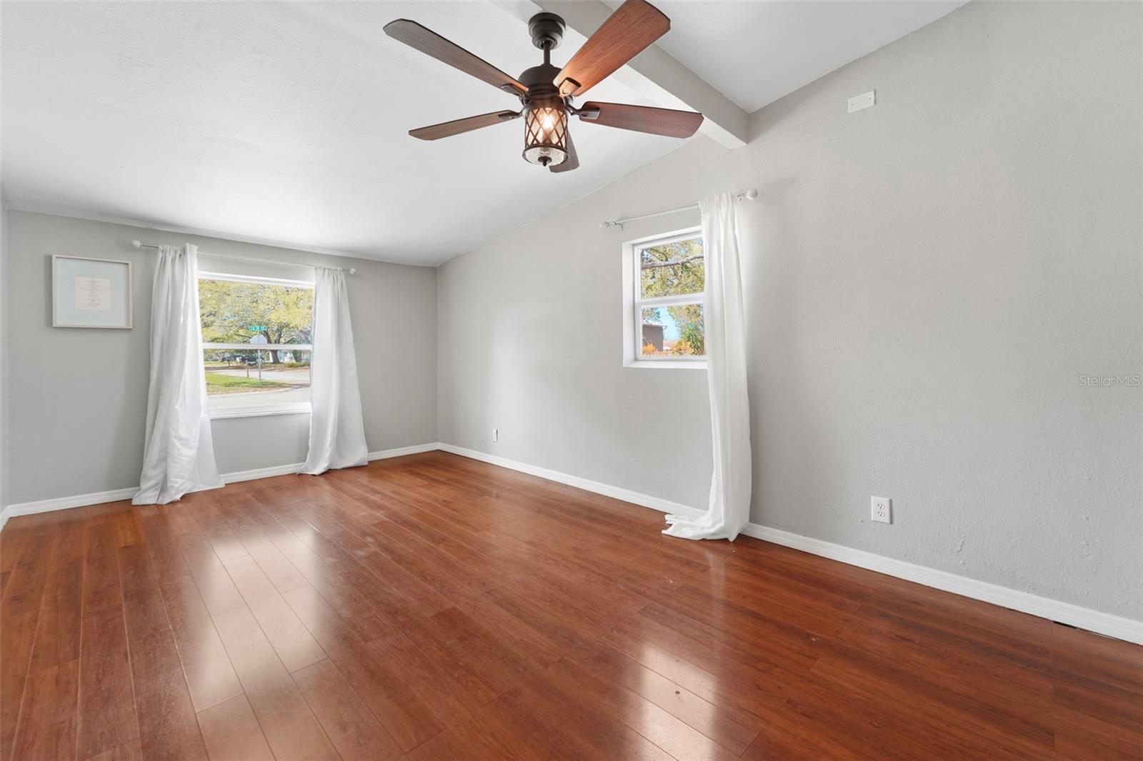 FLORAL GARDENS - Residential