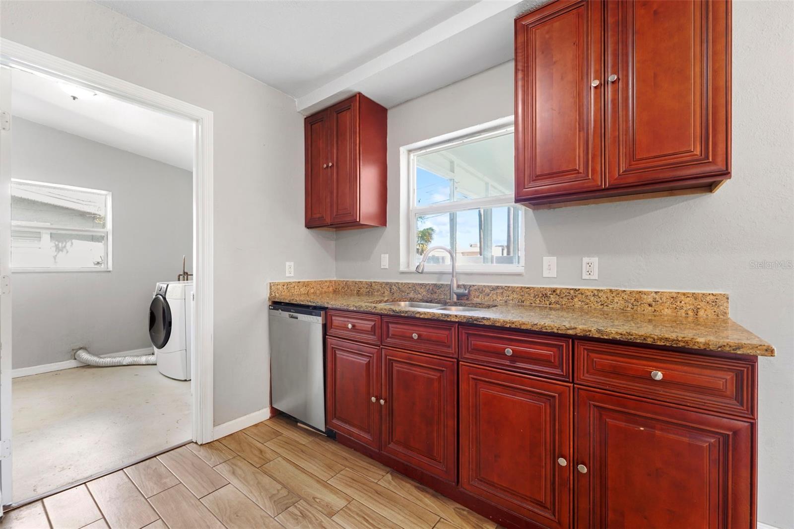 FLORAL GARDENS - Residential