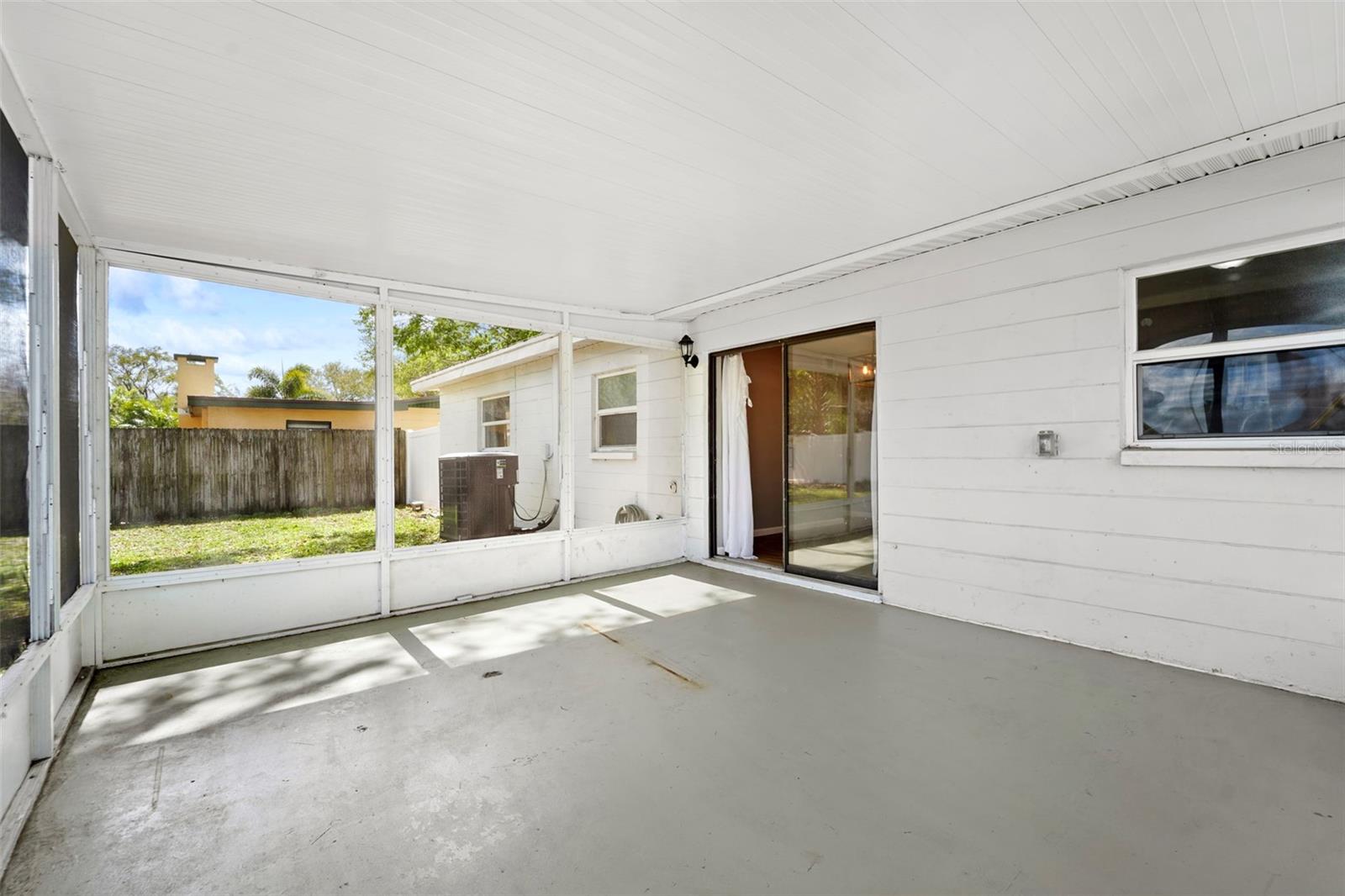 FLORAL GARDENS - Residential